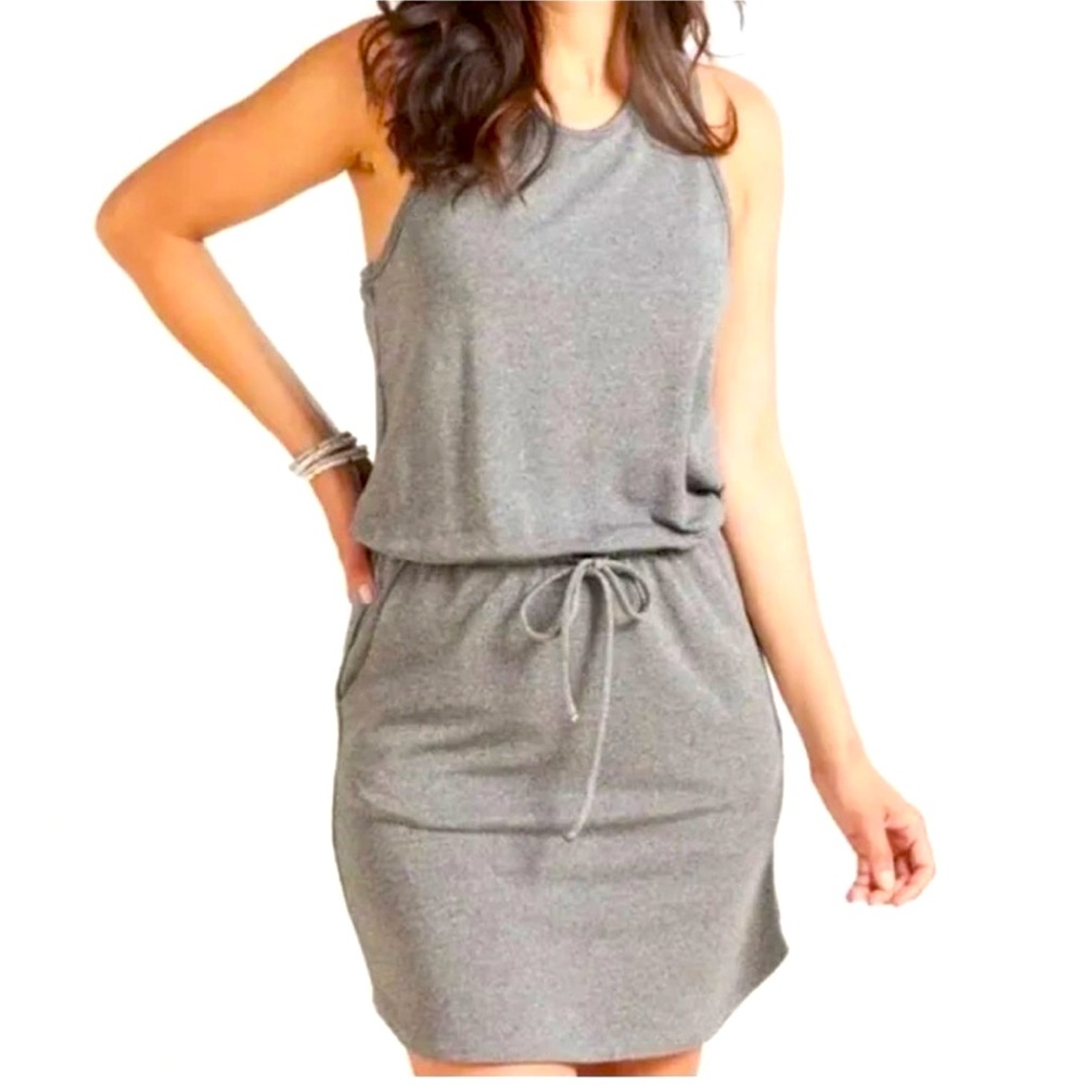 Sundry x Evereve Gray Tank Dress